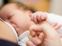 A szoptatás, tejserkentés homeopátiás szerei